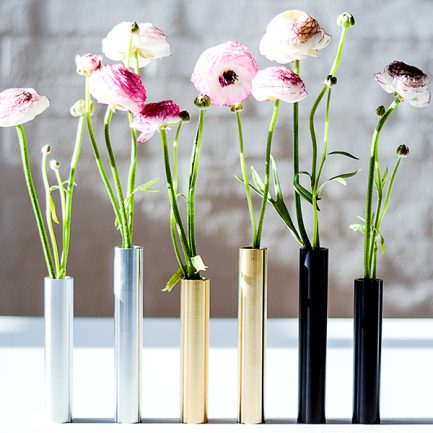 Slim Vaser-alle 3 farver- vist med-blomster