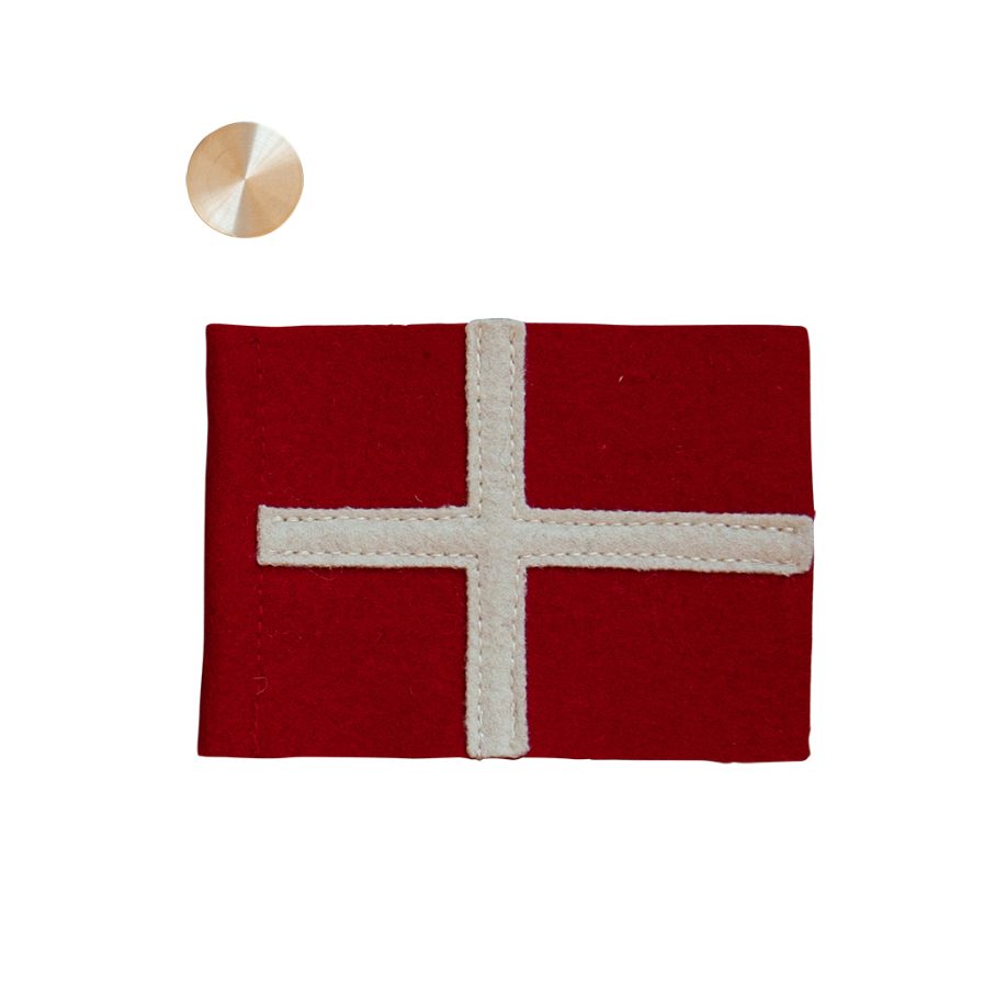 Dansk flag og topstykke i messing til highlight